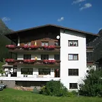 Gschwandthof Hotell 3*