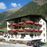 Gschwandthof 3*