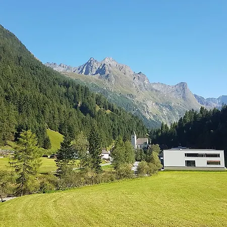 Gschwandthof Guest house 2*